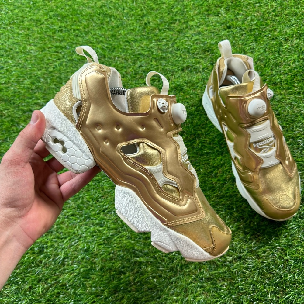 Reebok Instapump Fury Celebrate V79094 Women’s Trainers Gold Shoes